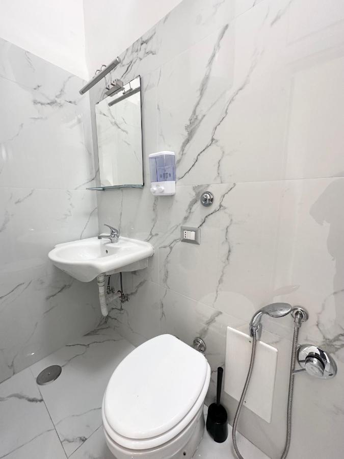 Airport Seaview Rooms Neapol Zewnętrze zdjęcie